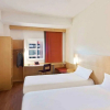 Отель Ibis Ningbo Qianhu Plaza Hotel, фото 3