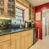 Отель South Venice Pool Home With Fence, Dog Friendly, фото 10