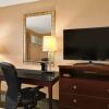 Отель Days Inn Utica, фото 12