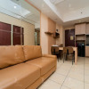 Отель RedLiving Apartemen Tamansari Panoramic - Rasya Room, фото 4