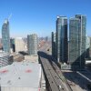 Отель Toronto Suite Rentals - Maple Leaf Sq., фото 15