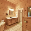 Отель Life Is Good 4 Bedroom Cabin, фото 13