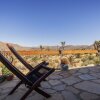 Отель Jensen House - Incredible Desert Views 2 Bedroom Home by RedAwning, фото 10