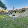 Отель Texas Retreat w/ Patio, Fireplace & Fenced-in Yard, фото 18