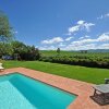 Отель Spacious Farmhouse in Pienza with Swimming Pool, фото 13