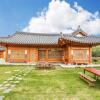 Отель Hanok Jungwon House Pension, фото 14