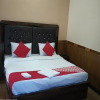 Отель OYO 22753 R Maiden, фото 5