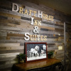 Отель Draft Horse Inn and Suites, фото 2
