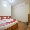 Отель OYO 11552 Hotel Rising Star, фото 7