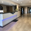 Отель Sky Lodge Inn & Suites, фото 2