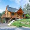Отель Lone Wolf Lodge - Three Bedroom Cabin, фото 13