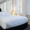Отель Oaks Melbourne on Collins Suites, фото 17