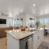 Отель The One By The Pool 5 Bedroom Home, фото 11