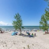 Отель Beachfront at Wasaga Motel and Cottages, фото 13