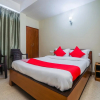 Отель Oyo 18670 Sanctum Guest House, фото 6