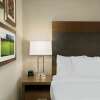 Отель La Quinta Inn & Suites by Wyndham Tuscaloosa University, фото 22
