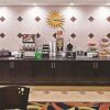 Отель LA QUINTA INN & SUITES BY WYNDHAM MCALESTER в Саванне