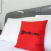 Отель RedDoorz @ WR Supratman Pacitan, фото 2