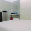 Отель Fully Furnished With Comfortable Design Studio Springlake Summarecon Apartment, фото 6