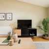 Отель The Tooting Hideout - Dazzling 3bdr Flat With Balcony, фото 15