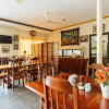 Отель RedDoorz Premium near Pristine Beach, фото 19
