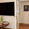 Отель Unique Spacious Classic 3bedroom Midtown Apartment ! FREE parking ! BILLIARD room !, фото 10