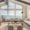 Отель Lakeview by Avantstay Private Waterfront Cabin on Lake Tahoe w/ Hot Tub & Views, фото 5