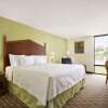 Отель Days Inn by Wyndham Fayetteville-South/I-95 Exit 49, фото 7