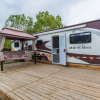 Отель MovingCastle RV Camping, фото 1