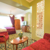 Отель Studio One Accommodation Suites, фото 2