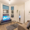Отель Cosy Modern Apartment, Grand Victoria Building, 5 Mins to Coventry City Centre, фото 4