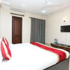 Отель OYO 14789 Kempinski Wide, фото 19