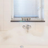Отель Beautiful Holiday Home With Bubble Bath, фото 15