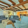 Отель Renovated Holiday Home With Private Pool At 5 Km From The Resort Of Porec And Beach, фото 14