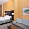 Отель Holiday Inn Express & Suites Austin South, an IHG Hotel, фото 2
