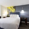 Отель Comfort Inn & Suites Baltimore Inner Harbor, фото 7