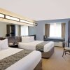Отель Microtel Inn & Suites by Wyndham Geneva, фото 8