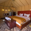 Отель Merzouga Luxury Desert Lodge, фото 4