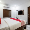 Отель OYO 27720 V Hotel Gachibowli, фото 14