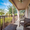 Отель La Vista Lakeview Deluxe 3 Bedroom Condo by RedAwning, фото 29