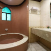 Отель New Camelot Hotel, фото 8