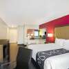 Отель La Quinta Inn & Suites by Wyndham Fort Smith, фото 5