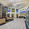 Отель Holiday Inn Express Hotel & Suites Houston-Downtown Conv Ctr, an IHG Hotel, фото 2