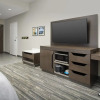 Отель Hampton Inn & Suites Charlotte Airport Lake Pointe, фото 47
