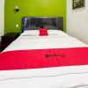 Отель RedDoorz near Pantai Pandan Sibolga 2, фото 7