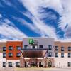 Отель Holiday Inn Express & Suites Perryton, an IHG Hotel, фото 1