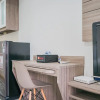 Отель Strategic Studio Apartment with Extra Bed at M-Town Residence, фото 4