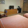 Отель A Holiday Motel, фото 3