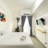 Отель Comfy And Simply Look Studio Room Sayana Bekasi Apartment, фото 5