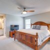 Отель Charming Family Home - 2 Mi to Ponte Vedra Beach!, фото 11